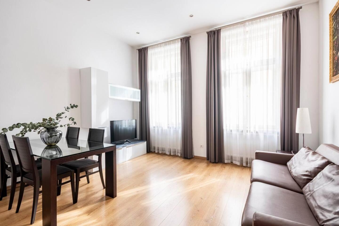 Apartamento Place Of Grace - 50 Meters From Dancing House