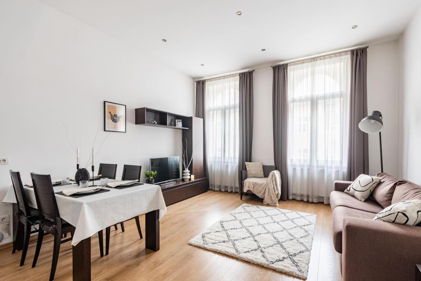 Place Of Grace - 50 Meters From Dancing House * Praga